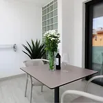 Sea One Bedroom In * לה קאלה דה מיחאס